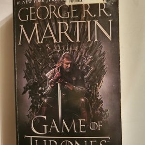 George R. Martin Game of Thrones Paperback